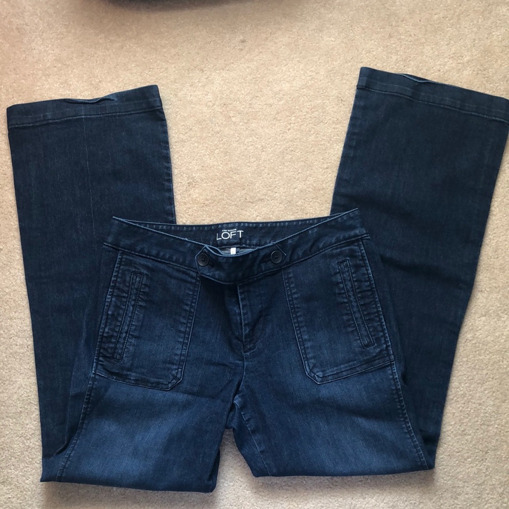 Ann Taylor Loft size 4 Petite Modern flare jeans